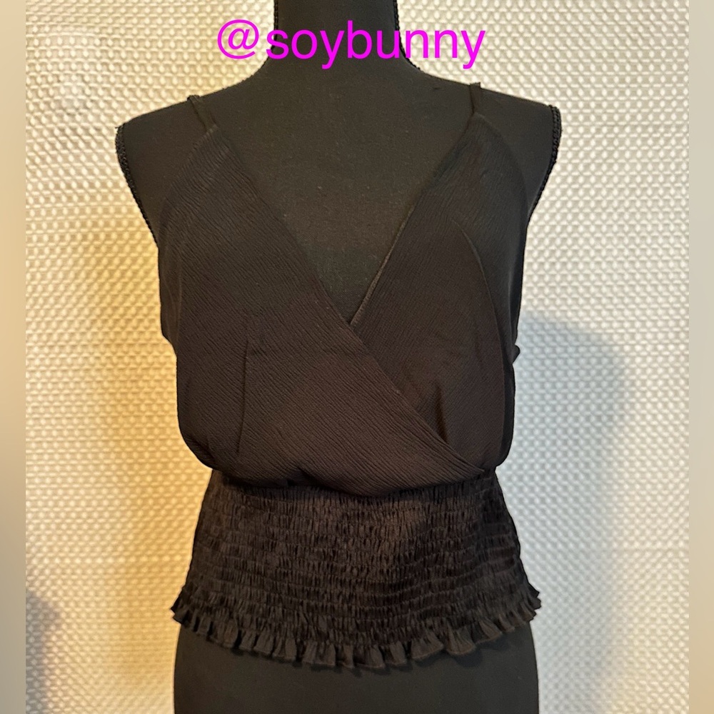 🐰 Vera Moda Laila Surplus Cropped Top (NWT; Black; Sz XL)